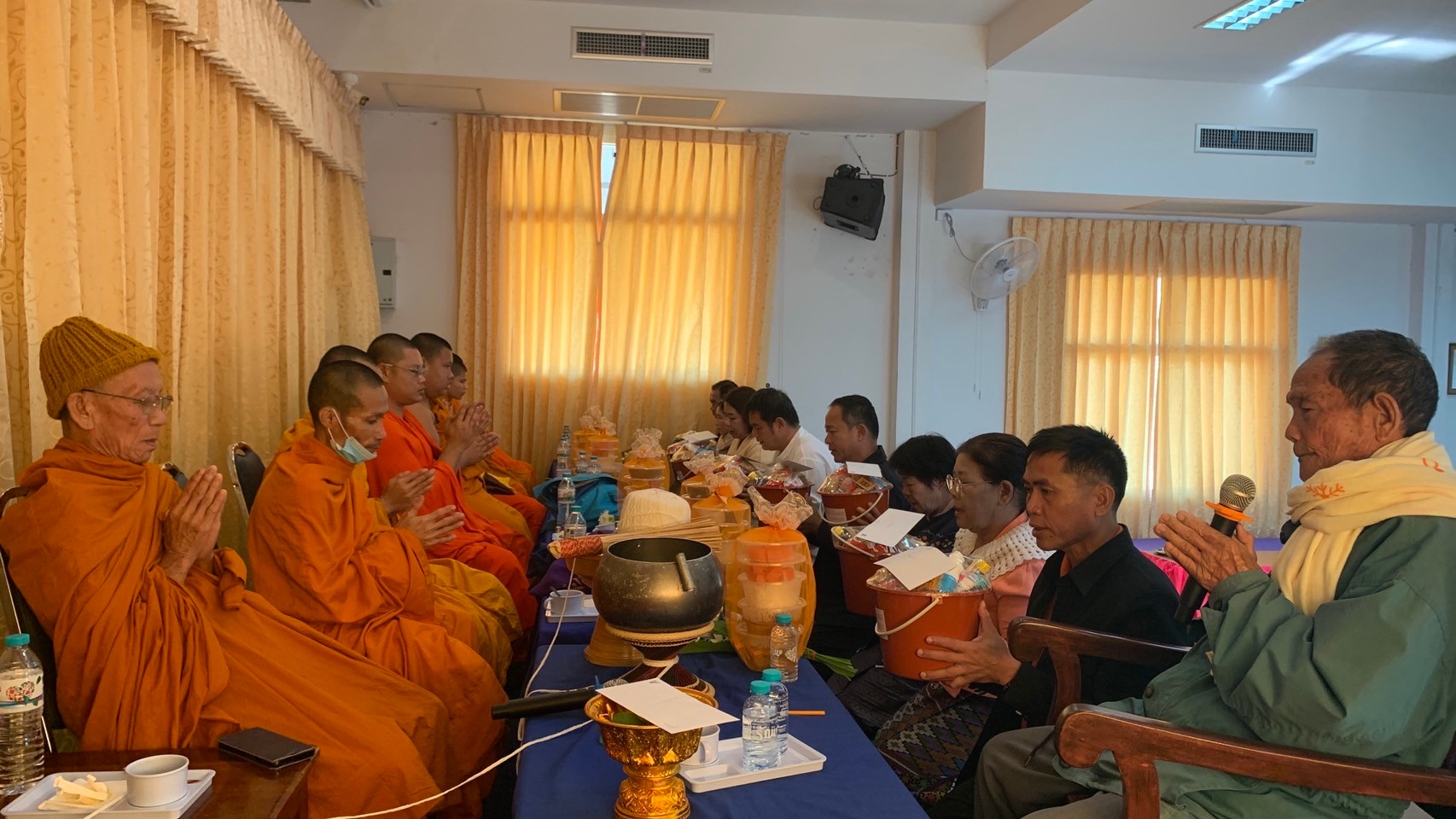 กิจกรรมทำบุญสำนักงานองค์การบริหารส่วนตำบลถืมตอง ประจำปี 2568 