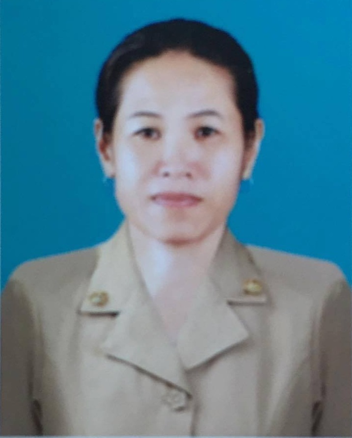 นางประทุมพร   ธนะวัติ